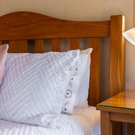 Olive Rabbit - Boutique Bed & Breakfast 图朗伊 外观 照片
